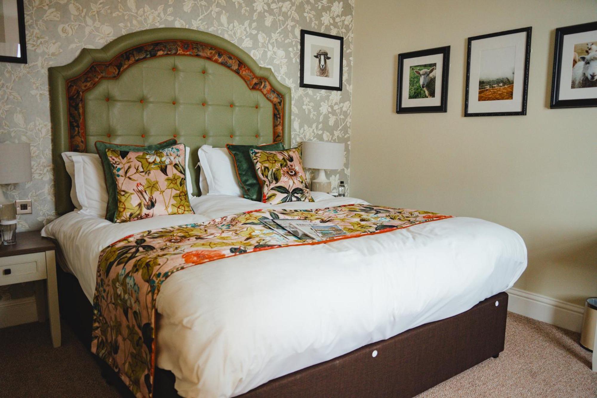 The Golden Fleece Hotel, Thirsk, North Yorkshire Zewnętrze zdjęcie