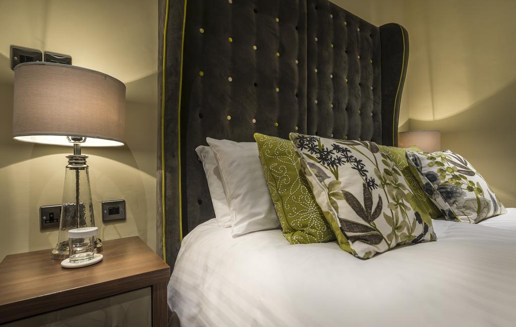 The Golden Fleece Hotel, Thirsk, North Yorkshire Zewnętrze zdjęcie