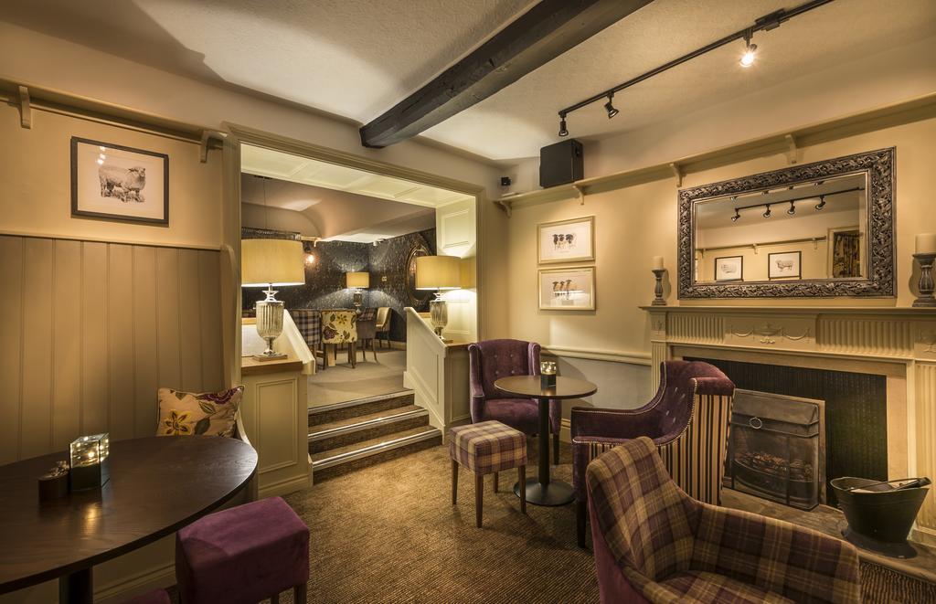 The Golden Fleece Hotel, Thirsk, North Yorkshire Zewnętrze zdjęcie