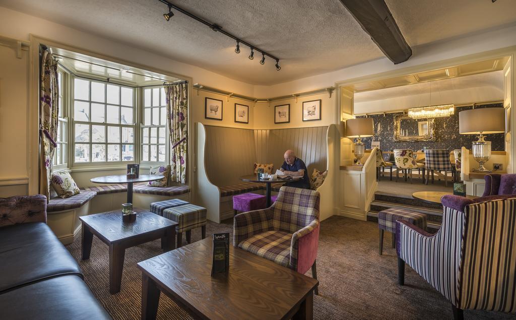 The Golden Fleece Hotel, Thirsk, North Yorkshire Zewnętrze zdjęcie